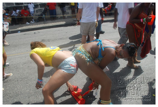 kadooment_day_2010_pt3-218