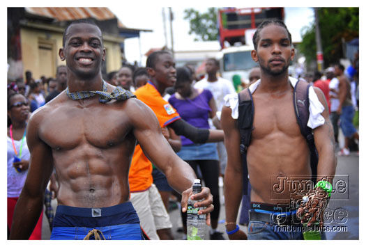 kadooment_day_2010_pt4-124