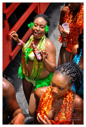 kadooment_day_2010_pt4-126