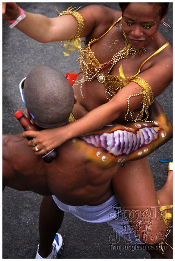 kadooment_day_2010_pt4-146