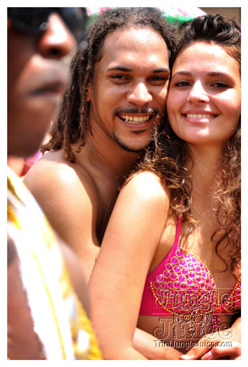 kadooment_day_2010_pt4-206