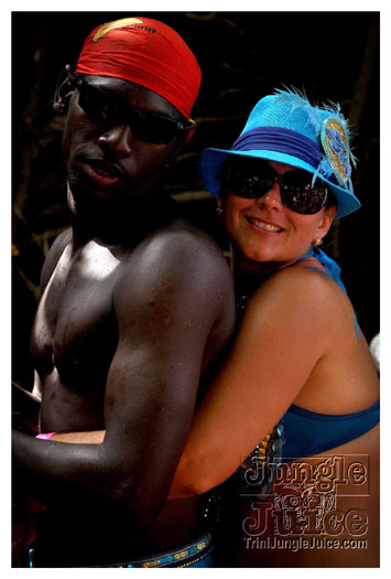 kadooment_day_2010_pt4-278