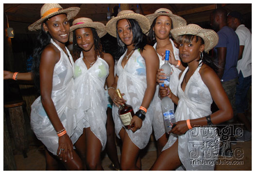 luau_apr4-009
