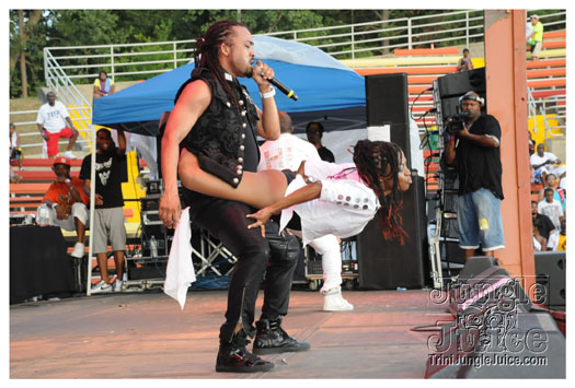 machel_six_flags_2010-120