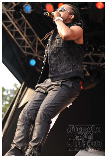 machel_six_flags_2010-155