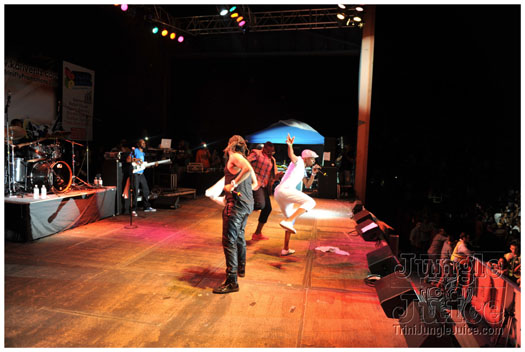 machel_six_flags_2010-262