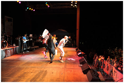 machel_six_flags_2010-263