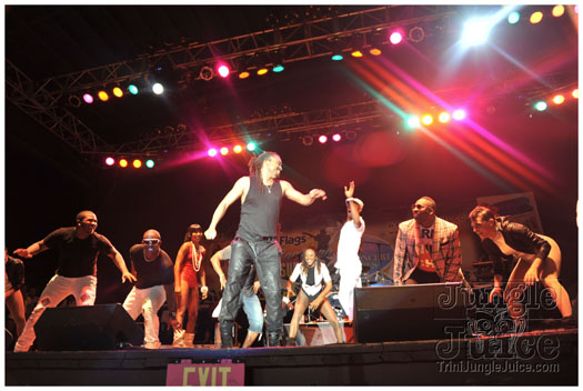 machel_six_flags_2010-270