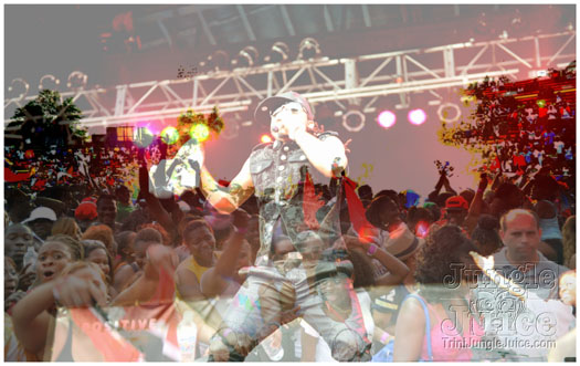 machel_six_flags_2010-278