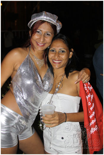 mania_2010-006