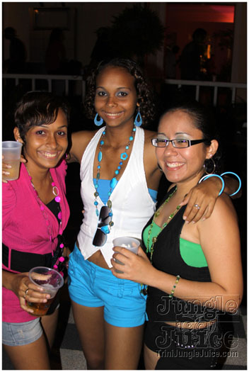 mania_2010-051