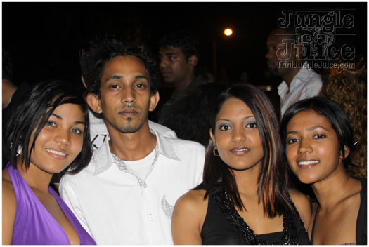 mania_2010-072