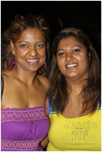 mania_2010-075