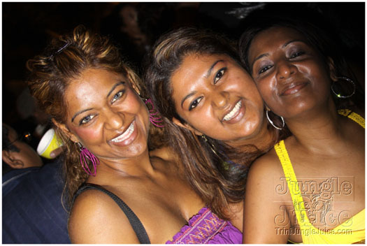 mania_2010-076