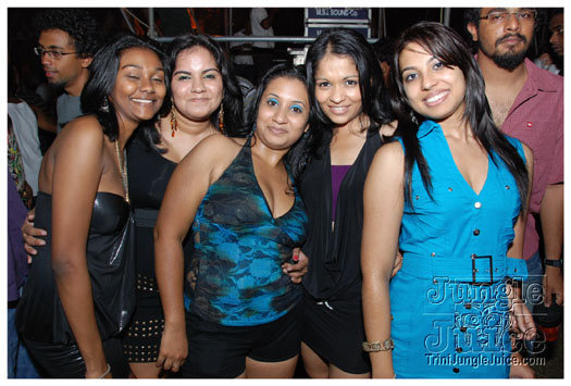 mania_2010-081