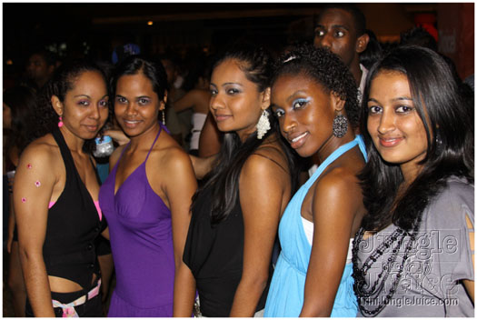 mania_2010-157