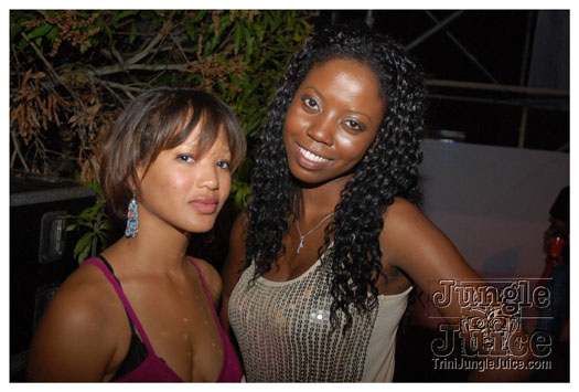 mania_2010-206
