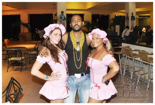 mask_halloween_2010-202