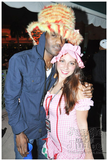 mask_halloween_2010-205