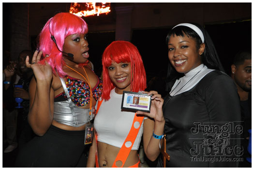 mask_halloween_2010-238