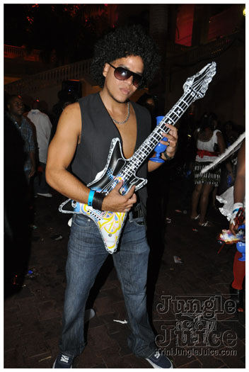 mask_halloween_2010-267