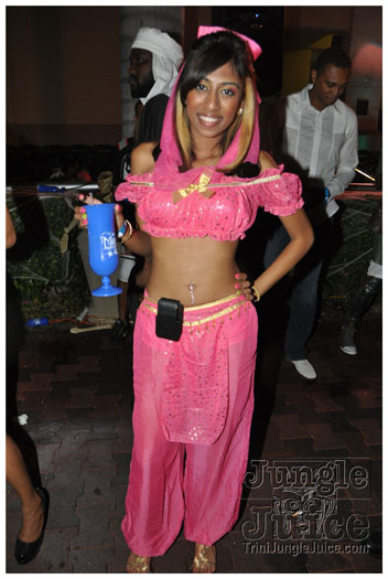 mask_halloween_2010-273