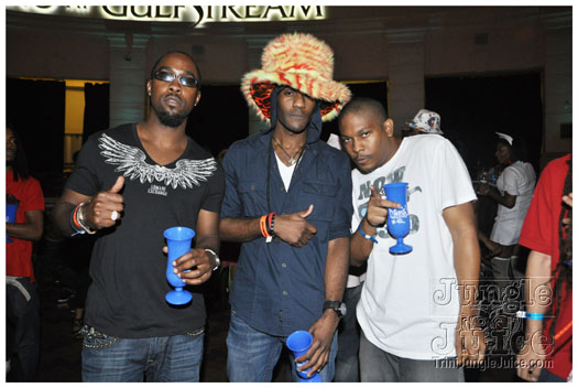 mask_halloween_2010-279