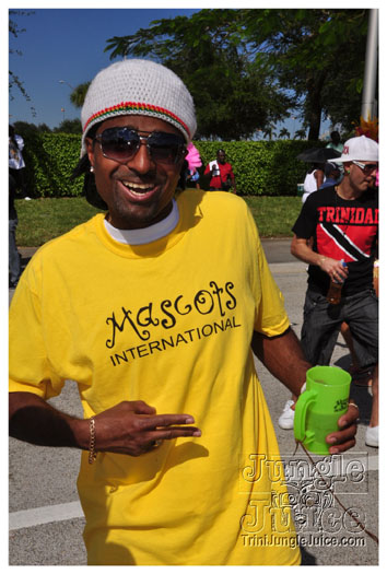 miami_cval_parade_2010_pt1-117