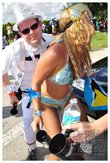 miami_cval_parade_2010_pt1-120