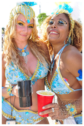 miami_cval_parade_2010_pt1-126