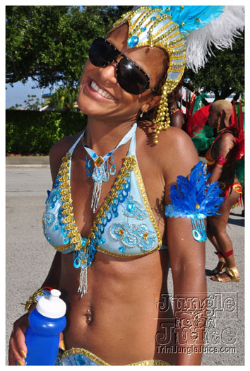 miami_cval_parade_2010_pt1-151