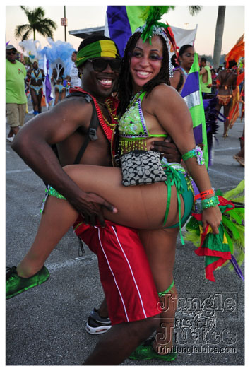 miami_cval_parade_2010_pt1-247