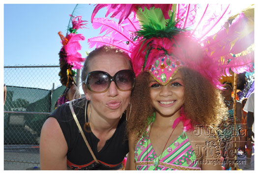miami_cval_parade_2010_pt2-156