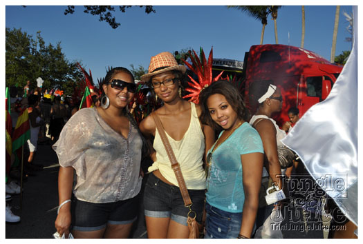miami_cval_parade_2010_pt2-268
