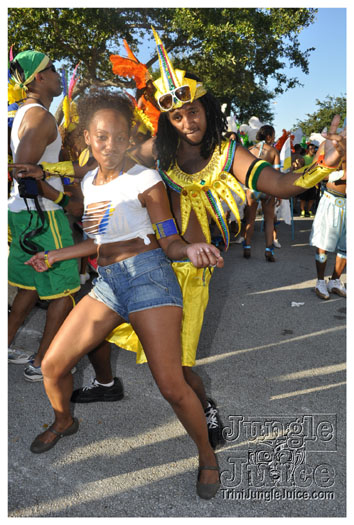 miami_cval_parade_2010_pt2-271