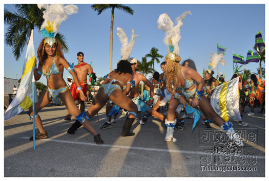 miami_cval_parade_2010_pt2-316