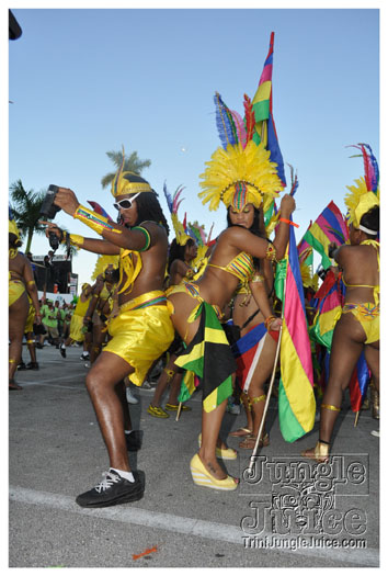 miami_cval_parade_2010_pt2-332