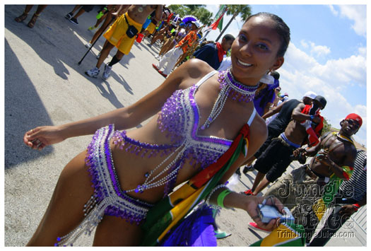 miami_cval_parade_2010_pt3-106