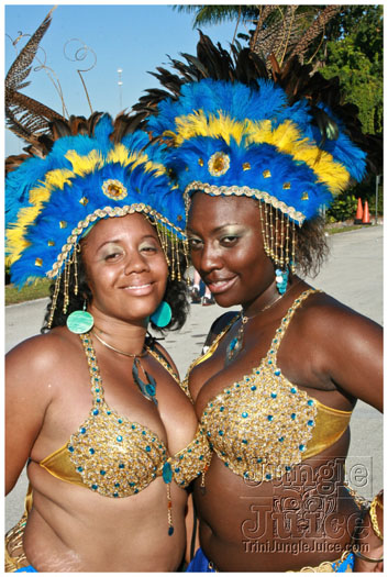 miami_cval_parade_2010_pt3-182