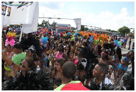 miami_cval_parade_2010_pt3-245