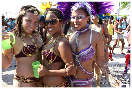 miami_cval_parade_2010_pt3-258