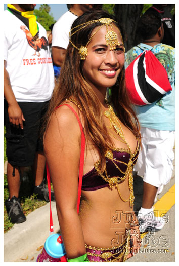 miami_cval_parade_2010_pt4-164