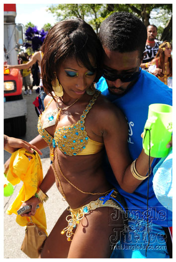 miami_cval_parade_2010_pt4-167