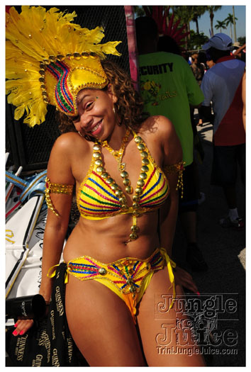 miami_cval_parade_2010_pt4-219
