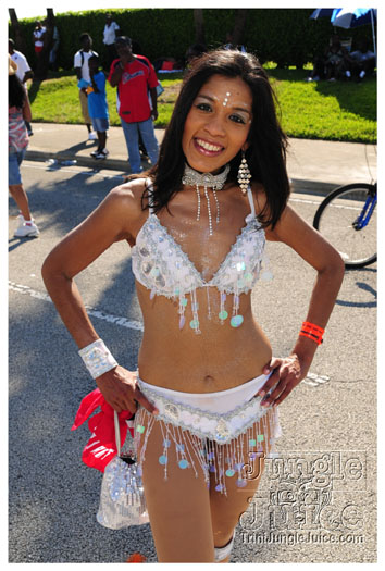 miami_cval_parade_2010_pt4-253