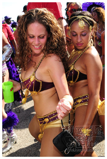 miami_cval_parade_2010_pt4-266