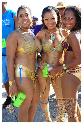 miami_cval_parade_2010_pt4-271