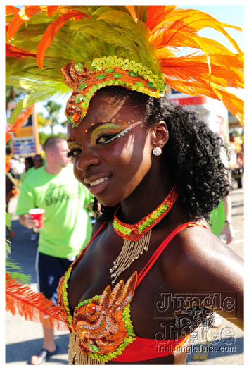 miami_cval_parade_2010_pt4-293