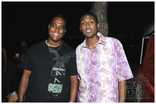oasis_2010_sep5-030