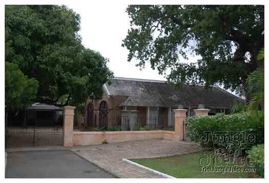 1-devon_house-026